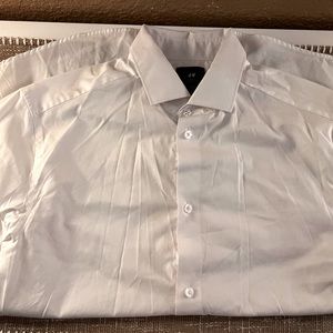 H&M Medium Button Up Shirt